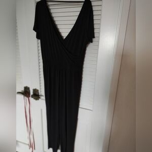 Express Women's Large Black Jumpsuit Elastic Waist Cap Sleeves